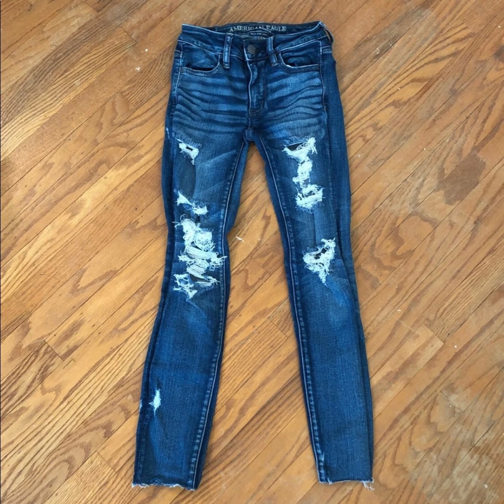 distressed american eagle jeans